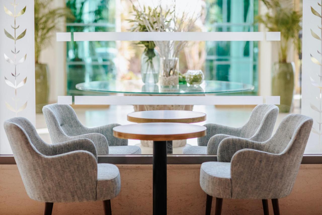 Louis Imperial Beach Пафос Екстериор снимка