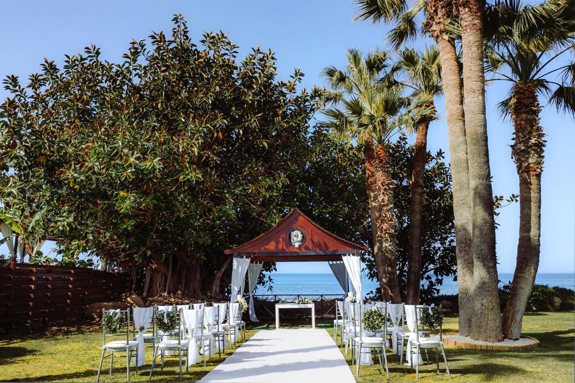 Louis Imperial Beach Пафос Екстериор снимка